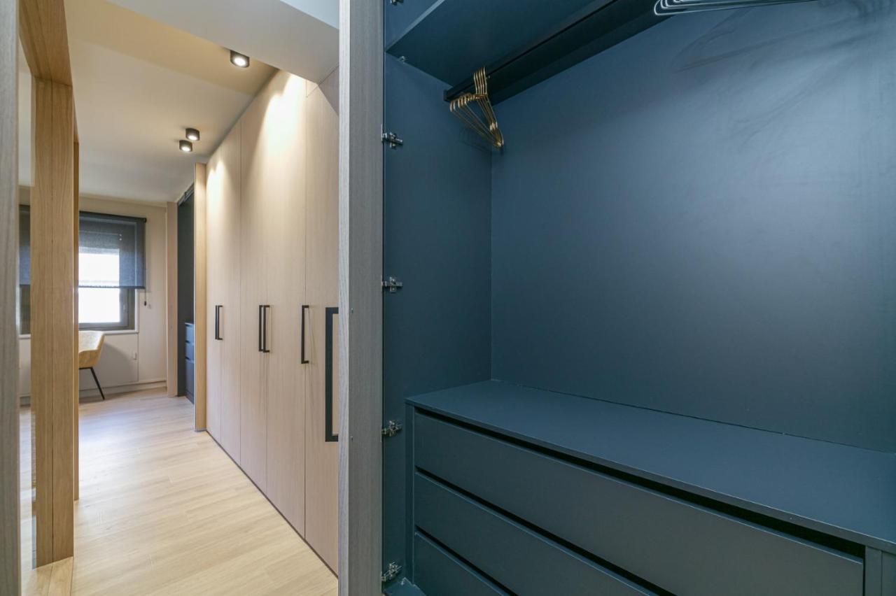 Suite De Lujo Puerta Del Sol+Parking Vigo Exterior photo