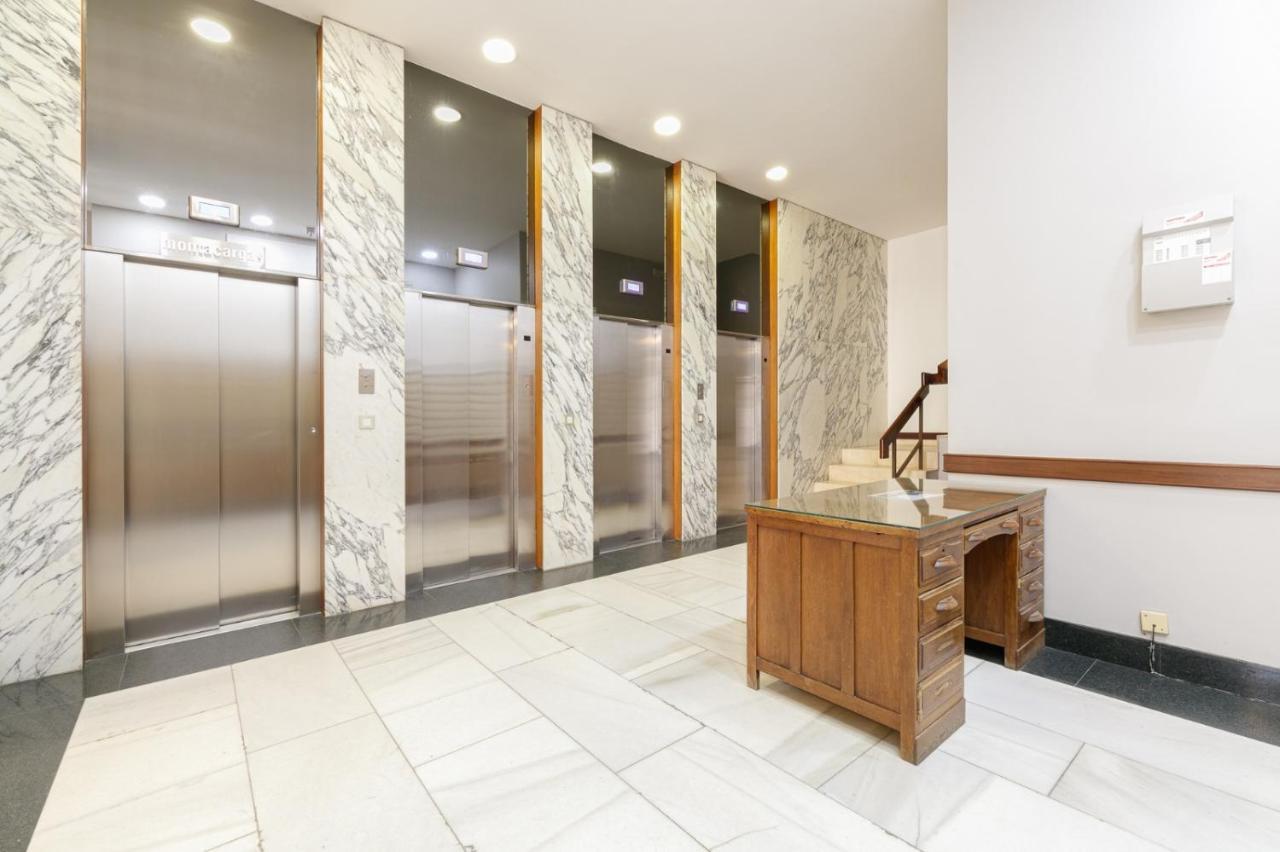 Suite De Lujo Puerta Del Sol+Parking Vigo Exterior photo